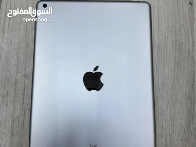 Apple iPad 5 32 GB in Misrata