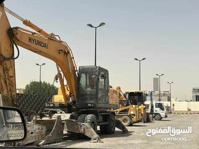 2014 Tracked Excavator Construction Equipments in Al Riyadh