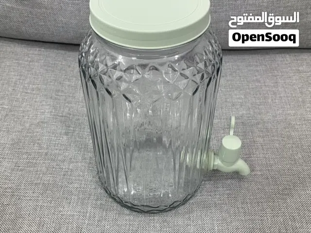 Almost New Glass Container 4 Liters Capacity وعاء زجاج جديد تقريباً سعة 4 ليتر