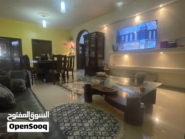 190 m2 3 Bedrooms Townhouse for Sale in Aqaba Qweira