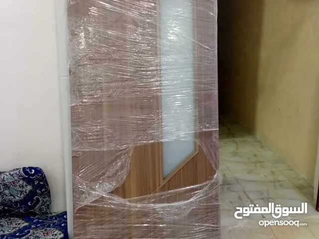 أبواب خشب للبيع