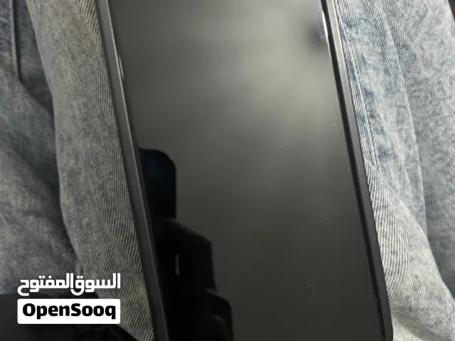جوال سامسونج جالاكسي A03 مستعمل بحالة ممتازة، لون أحمر مع شاحن، سعة 64 جيجابايت قابل لتخفيض السعر