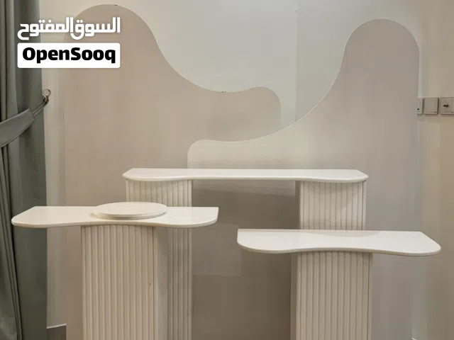 ستاندات - طاولات للإيجار