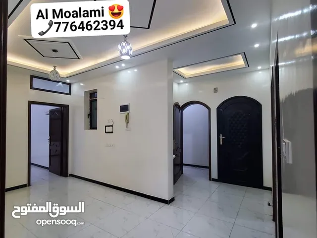 500 m2 4 Bedrooms Apartments for Rent in Sana'a Shamlan