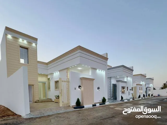 175 m2 3 Bedrooms Townhouse for Sale in Tripoli Khallet Alforjan