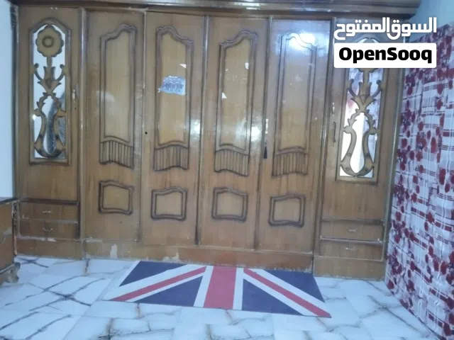 غرفة اخشاب مستخدمه