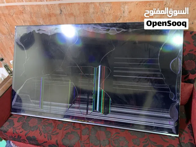 شاشه ماركه وناسه الكويتيه الحجم 65 بوصه