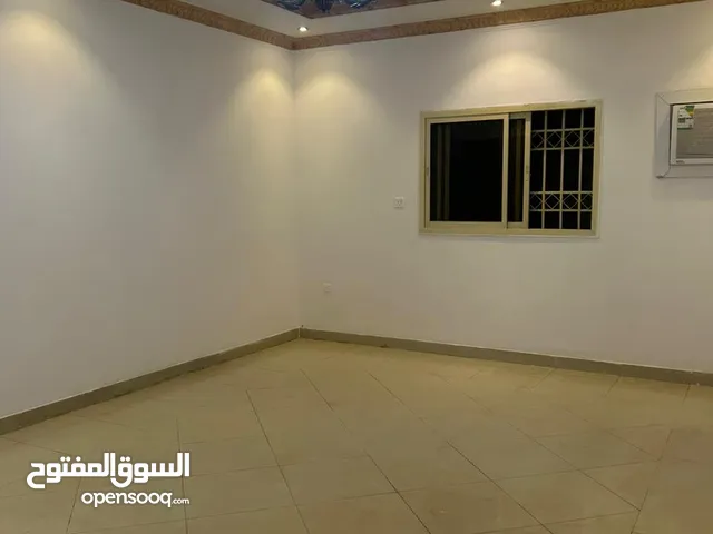120 m2 1 Bedroom Apartments for Rent in Al Riyadh Al Yarmuk