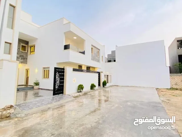 634 m2 More than 6 bedrooms Villa for Sale in Tripoli Ain Zara