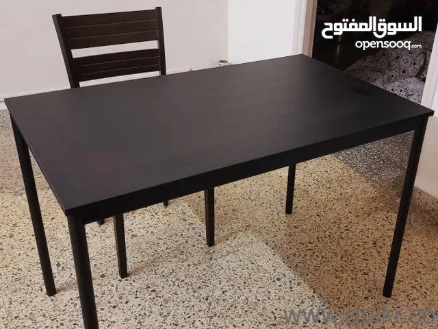طاولة من ايكيا نضيفة, أسود, 110x67 سم