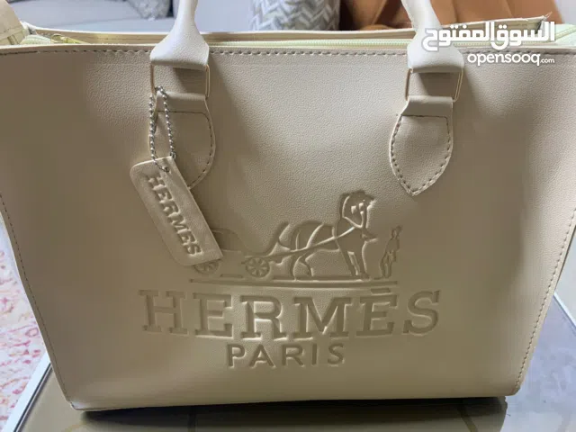 بسعر مغري توب سايدر وشنته بحال الجديد