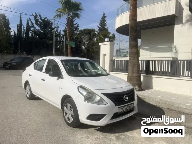 2019 نيسان صني Standard