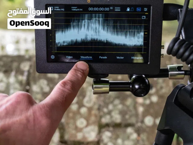 مطلوب شاشه مونيتور احترافيه بلاك ماجيك