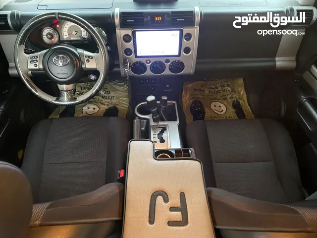 Used Toyota FJ in Al Dakhiliya