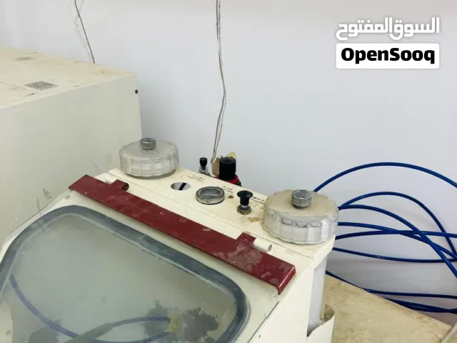 معدات معمل اسنان للتركيبات السنيه التابته