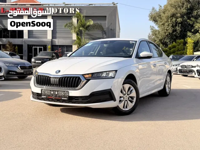 2023 سكودا اوكتافيا Standard