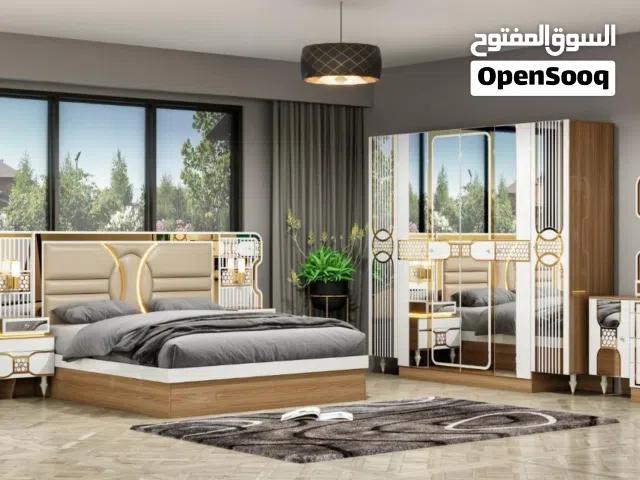 Bedroom set available for sell.