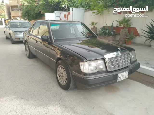 Mercedes Benz E-Class 1992 in Baghdad