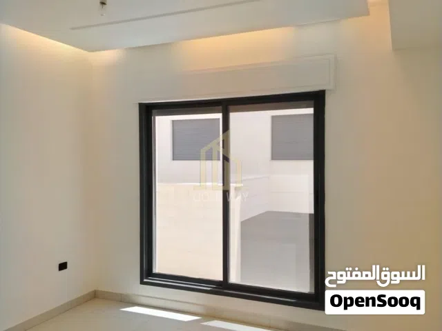 شقة مميزة تسوية 220م في أرقى مناطق حي الصحابه /ref 1356