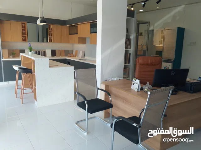 فرصه للبيع مشروع كامل متكامل ورشة المنيوم ومطابخ مع المعرض