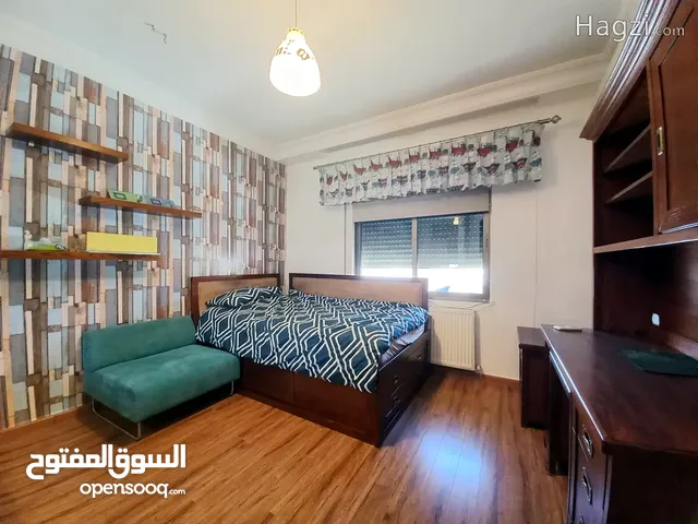 شقة مفروشة للإيجار في دير غبار  ( Property 33346 ) سنوي فقط