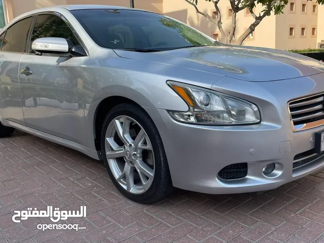 Nissan Maxima 2013 gcc full option first owner from agency or sale