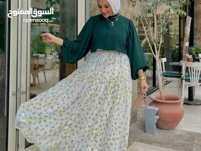 اسكيرت سوفت وبلوزة سي واي