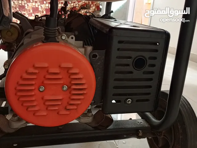 السلام عليكم مولد للبيع امورا طيبه الفه بنزينه قوة 12الف بسم الله ماشاء