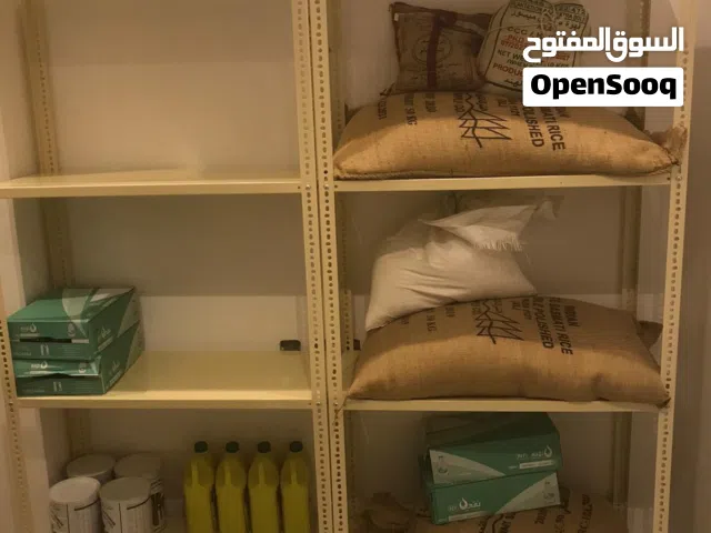 ارفف للتخزين
