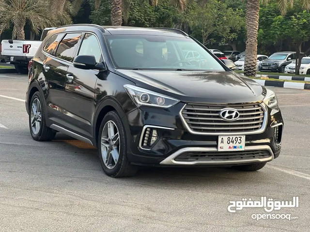 Hyundai Santa Fe 2017 in Sharjah