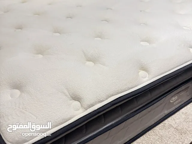West elm medical mattress very clean size 150*200