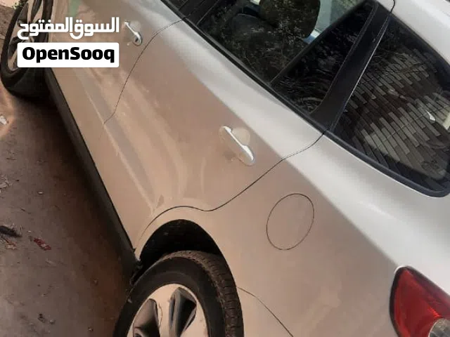 Used Hyundai Santa Fe in Basra