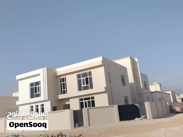 280 m2 4 Bedrooms Townhouse for Sale in Dhofar Salala