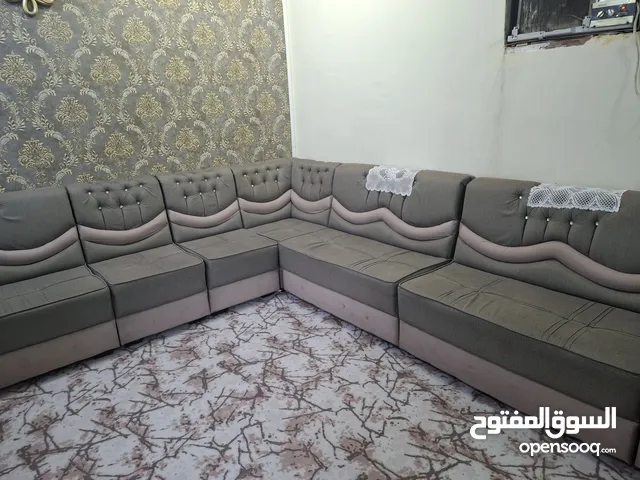 تخم قنفات 10 قطع مستخدم نظيف لون فستقي لا خدوش ولا تمزق قواعد سليمة يحتاج اي تنظيف سطحي فقط