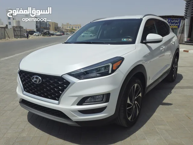 HYUNDAI TUCSON LIMITED, 2020 MODEL, 2.4L ENGINE 4WD , 58,300 MILES, WHITE COLOR IN MABELLAH MUSCAT