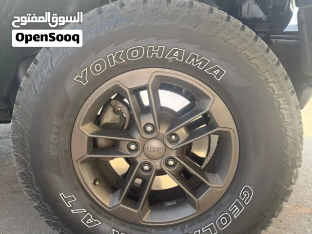 متوفر ليتات جلسات و كبينه للسيارة جيب jk2doors