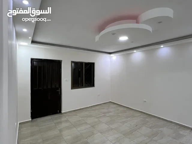 88 m2 2 Bedrooms Apartments for Sale in Zarqa Jabal Tareq