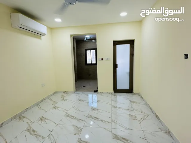 Stylish Studio for Rent in Qufool