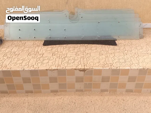 فترينات مارش وحده ارضيه اتيفعه ميتر وعرضه زوز ميترو وزوز ارتيفعهوم زوز ميترو في ميترو ورو نص