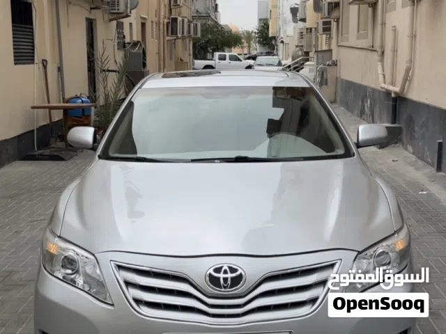للبيع كامري 2008 glx فتحة