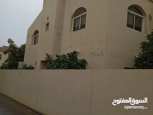 80m2 2 Bedrooms Apartments for Rent in Al Wakrah Other