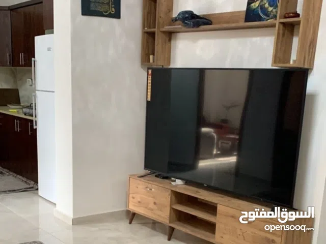 150 m2 4 Bedrooms Apartments for Sale in Ramallah and Al-Bireh Birzeit