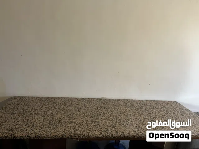 بلاطه ثقيله جدااااا للبيع ولا نقره