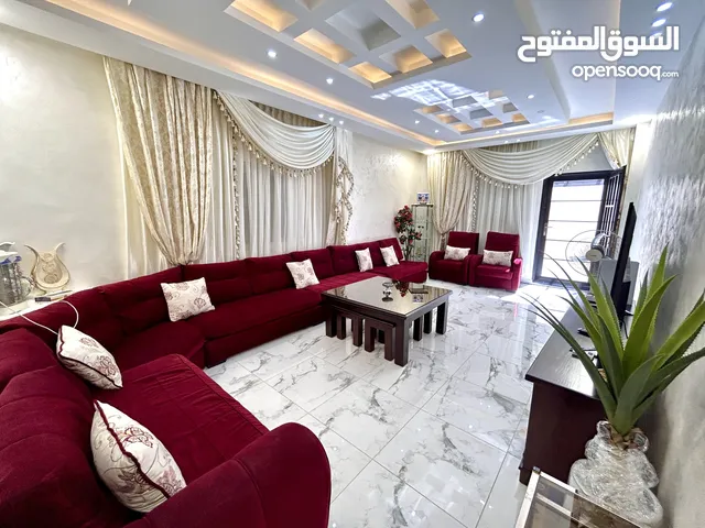 200 m2 3 Bedrooms Townhouse for Sale in Irbid Al Rahebat Al Wardiah