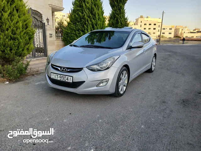 هونداي افانتي md taab فل كامل أعلى صنف بحالة ممتازة وفحصها 3 جيد وموجود بالصور