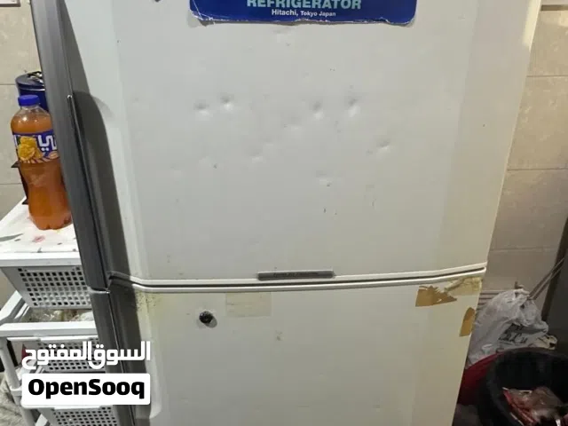 ثلاجة هيتاشي للبيع ممتاااااازة