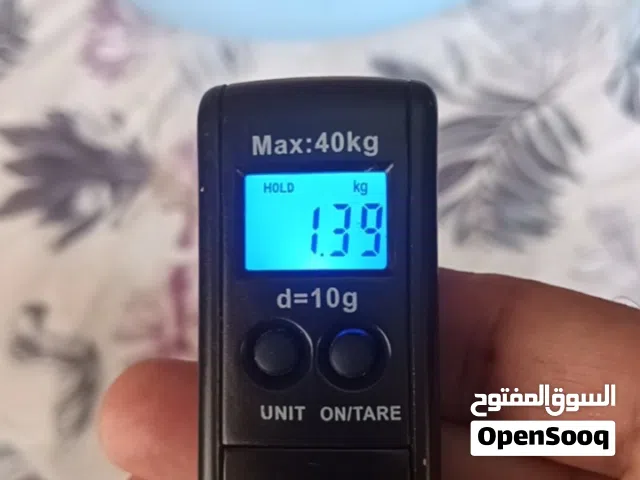 عسل بو طويق مع شمع حايل كيلو و300جرام