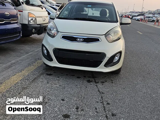 كيا مورننك 1.2cc وارد كوريا بدون حوادث نضيف جدا اقتصادي جدا للبيع في عجمان الجرف سوق السيارات معرض ا