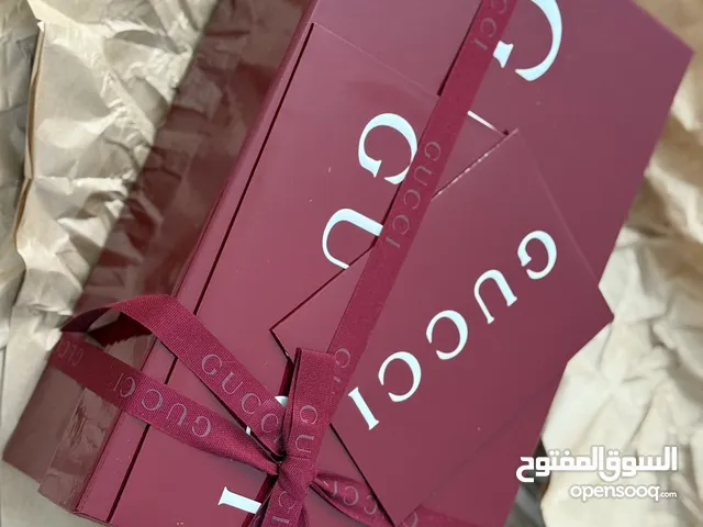 حذاء Gucci نسائي أصلي – جديد تمامًا – مقاس 39 –