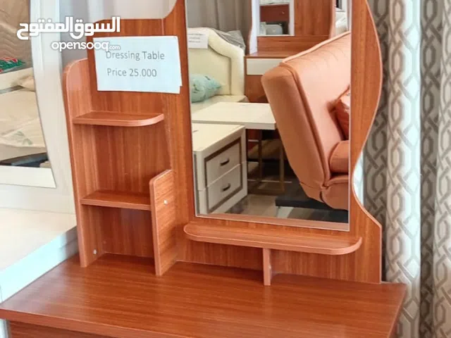 Dressing table with led light w 80cm طاولة زينة مع إضاءة ليد 80 سم